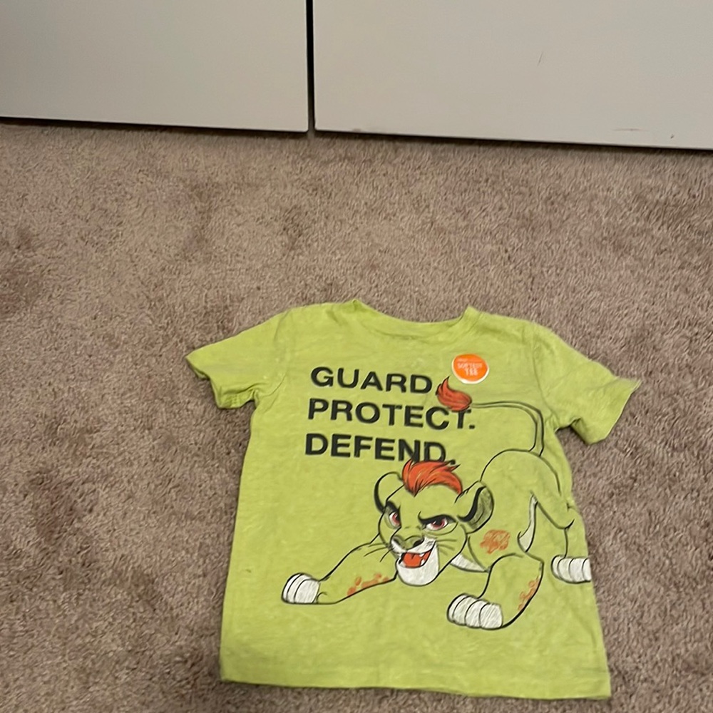 Brand new soft tee green size 3t